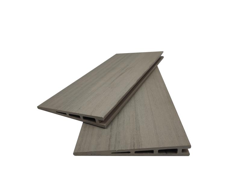 Co-extrusion DIY fencing hollow 151x20mm v form panel factory direct supply high degree of UV for outdoor decoration Featured Image